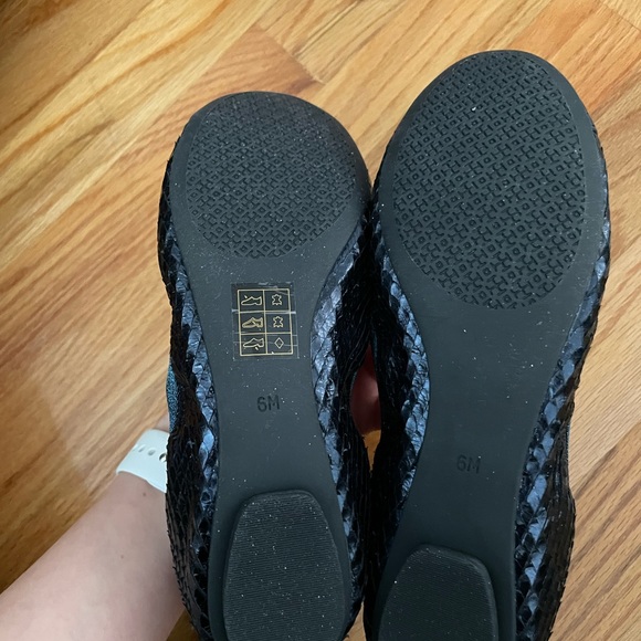 NWB Tory Burch Gabby Ballet-Washed Metallic Python Print; Color: Tory Navy: Sz:6 - Picture 8 of 9
